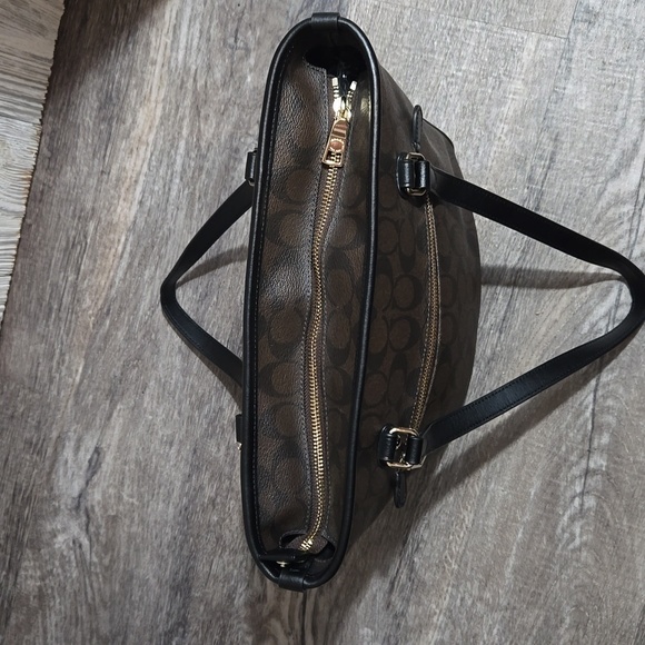 2016 Coach  F58294 Signature Zip Top Brown Black Tote Bag/shoulder bag NWOT - Picture 5 of 11